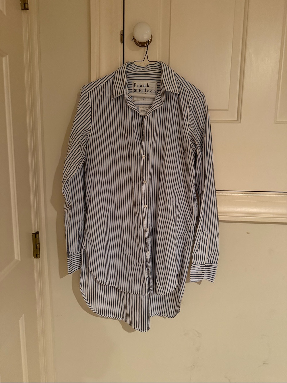 FRANK & EILEEN GRAYSON SHIRT SIZE M